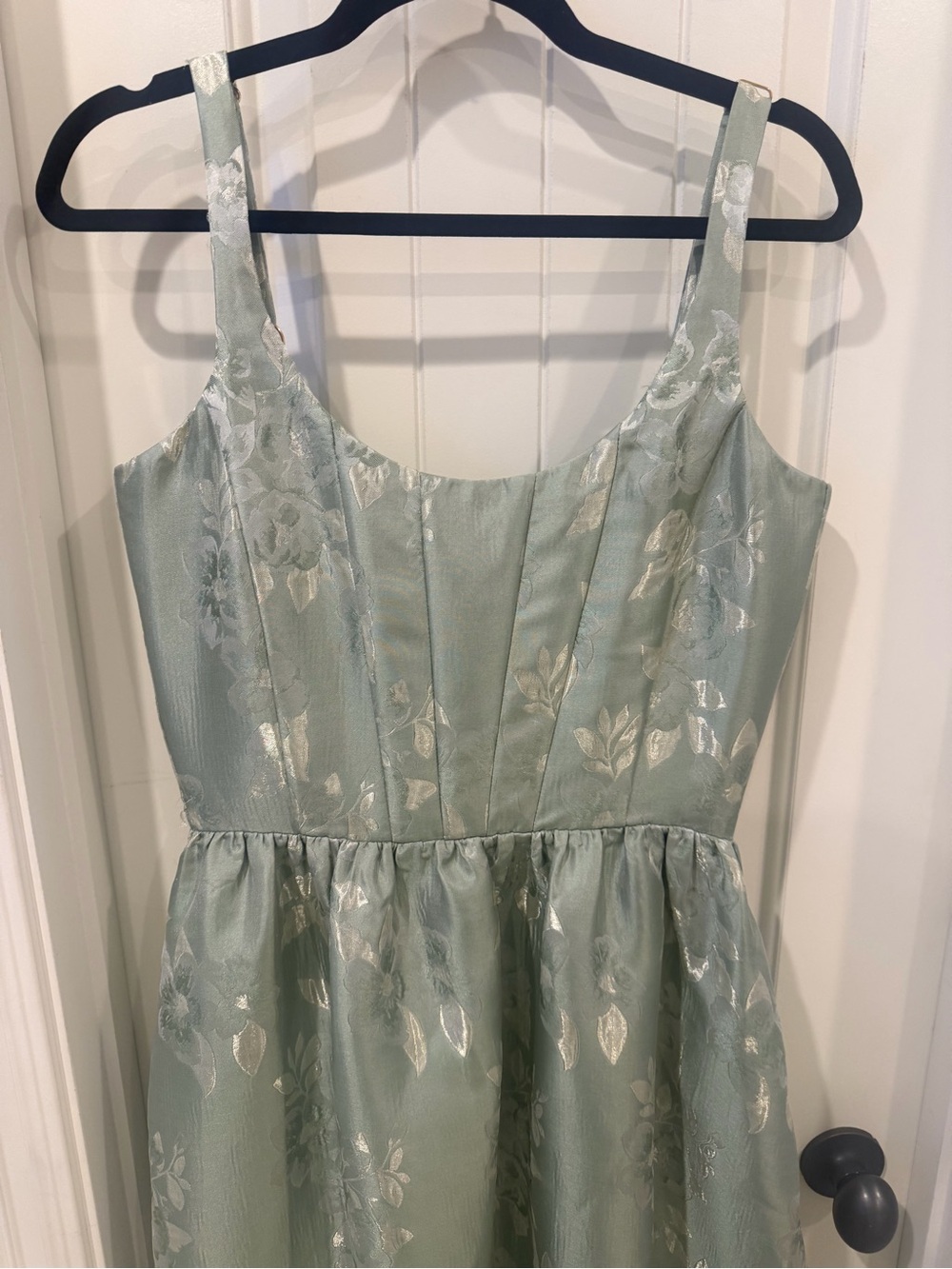 V. Chapman The Avery Dress in Sage Baroque Floral - Picture 5 of 11